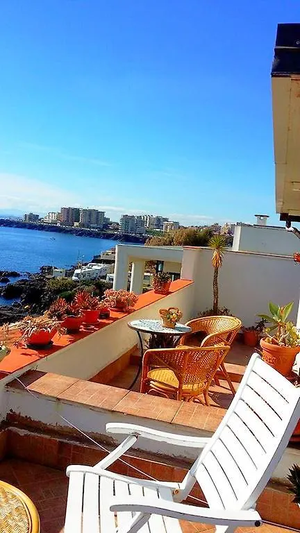 Casa Sul Mare Bed & Breakfast Catania