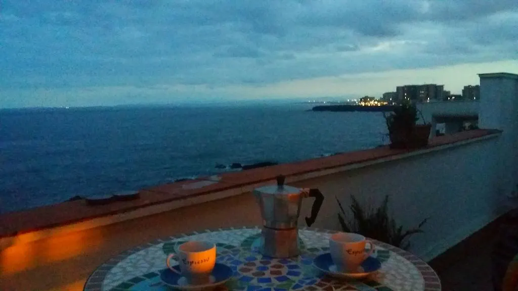 Casa Sul Mare Bed and Breakfast Catánia 3*,  Italië