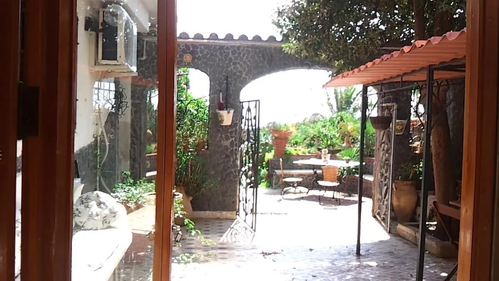 Casa Sul Mare Bed and Breakfast Catánia 3*,