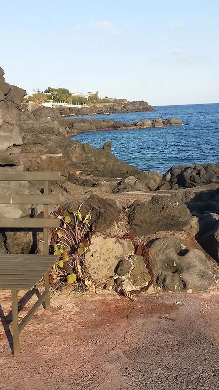 Casa Sul Mare Bed and Breakfast Catania