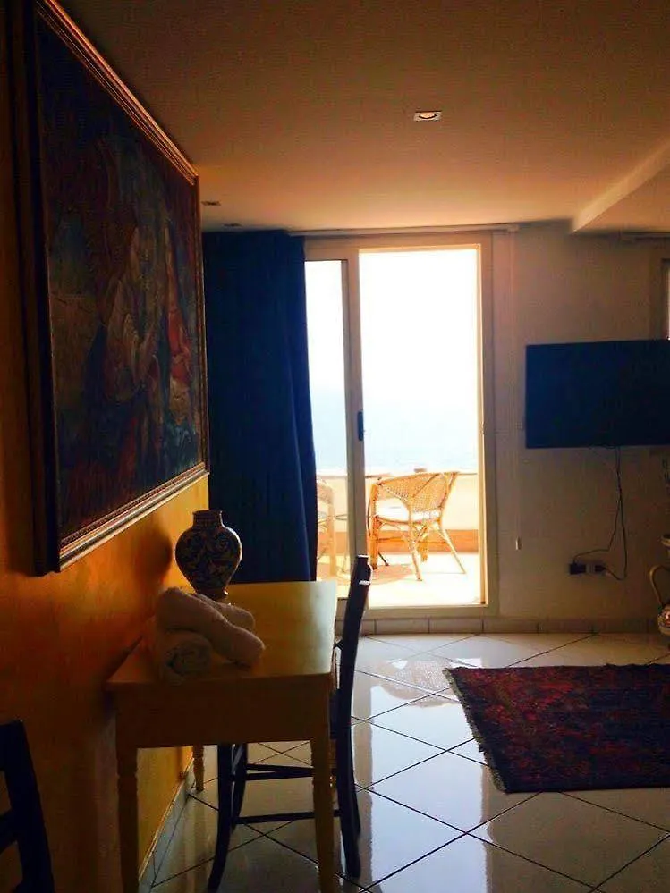 Bed & Breakfast Casa Sul Mare Bed and Breakfast Catania
