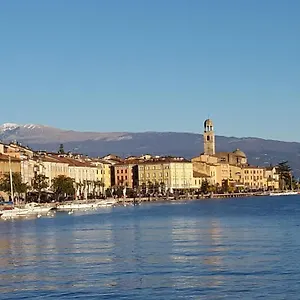 La Casa Sul , Salò Italia
