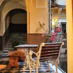 3* Nocleg ze śniadaniem Cortile Stesicoro